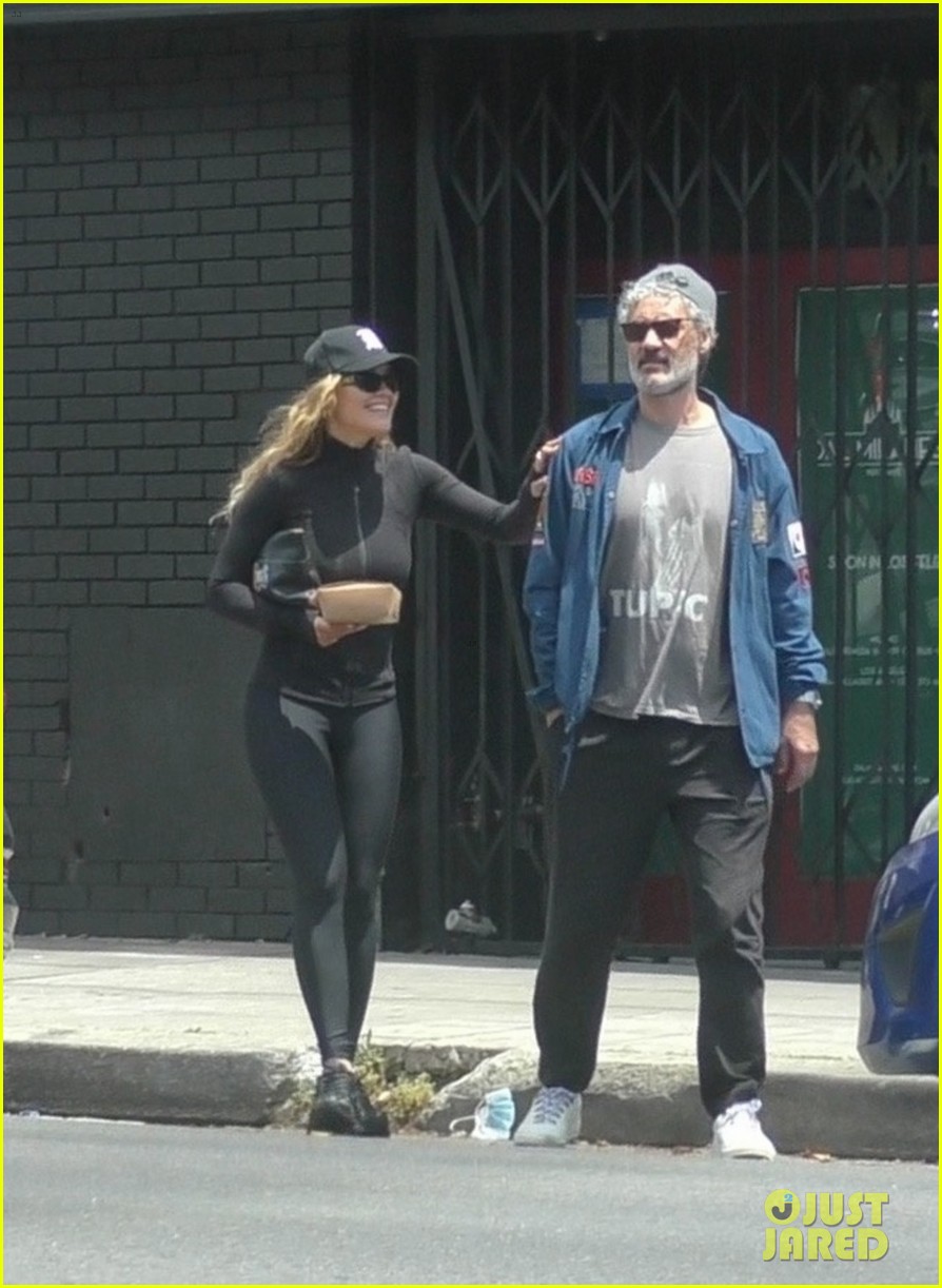 Rita Ora & Boyfriend Taika Waititi Keep Close on Lunch Date in Los Feliz