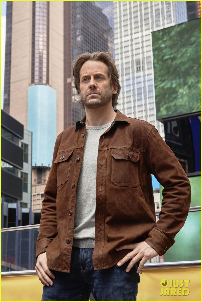Niall Matter Reveals The Process of Becoming Rip Van Winkle For Hallmark's 'Rip in Time' Movie