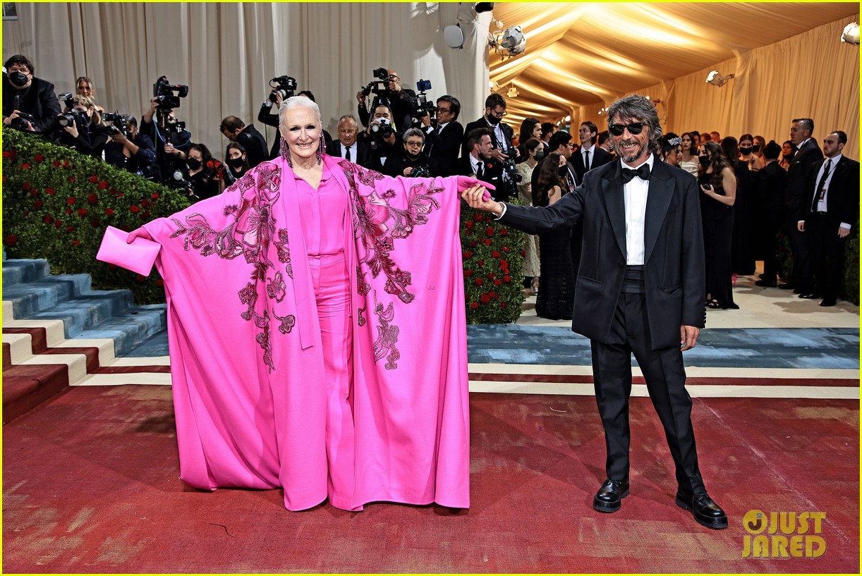 Glenn Close & Sebastian Stan Go All Pink for Their Met Gala 2022 Looks
