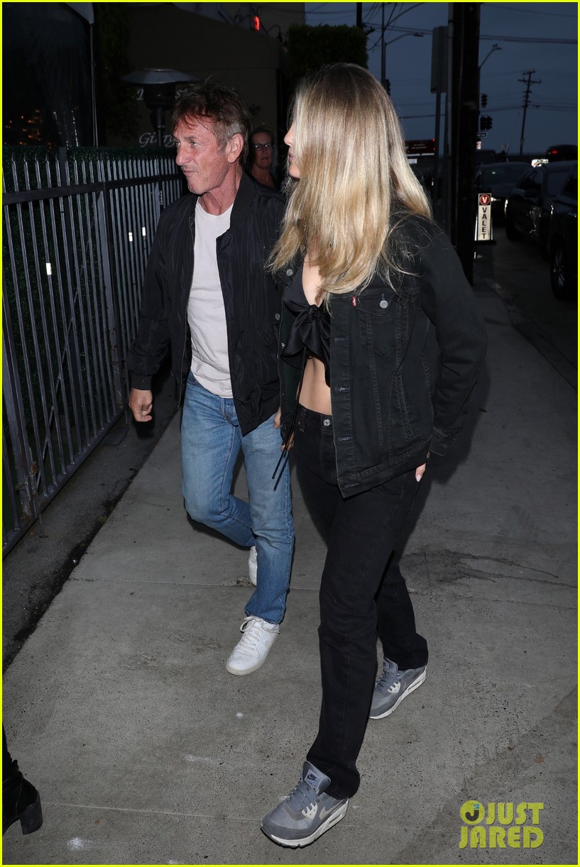 Sean Penn & Ex-Wife Leila George Grab Dinner Together in Santa Monica