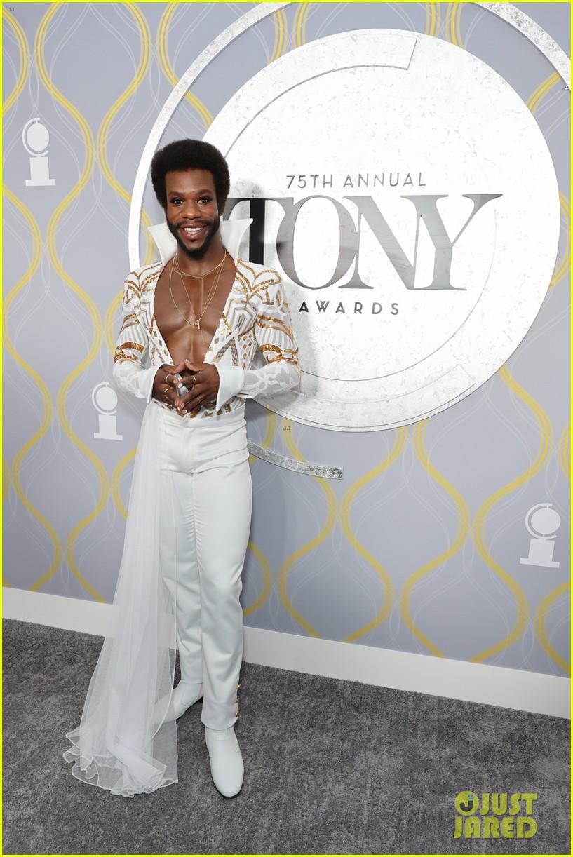 A Strange Loop's Jaquel Spivey & Writer Michael R. Jackson Walk Carpet at Tony Awards 2022!