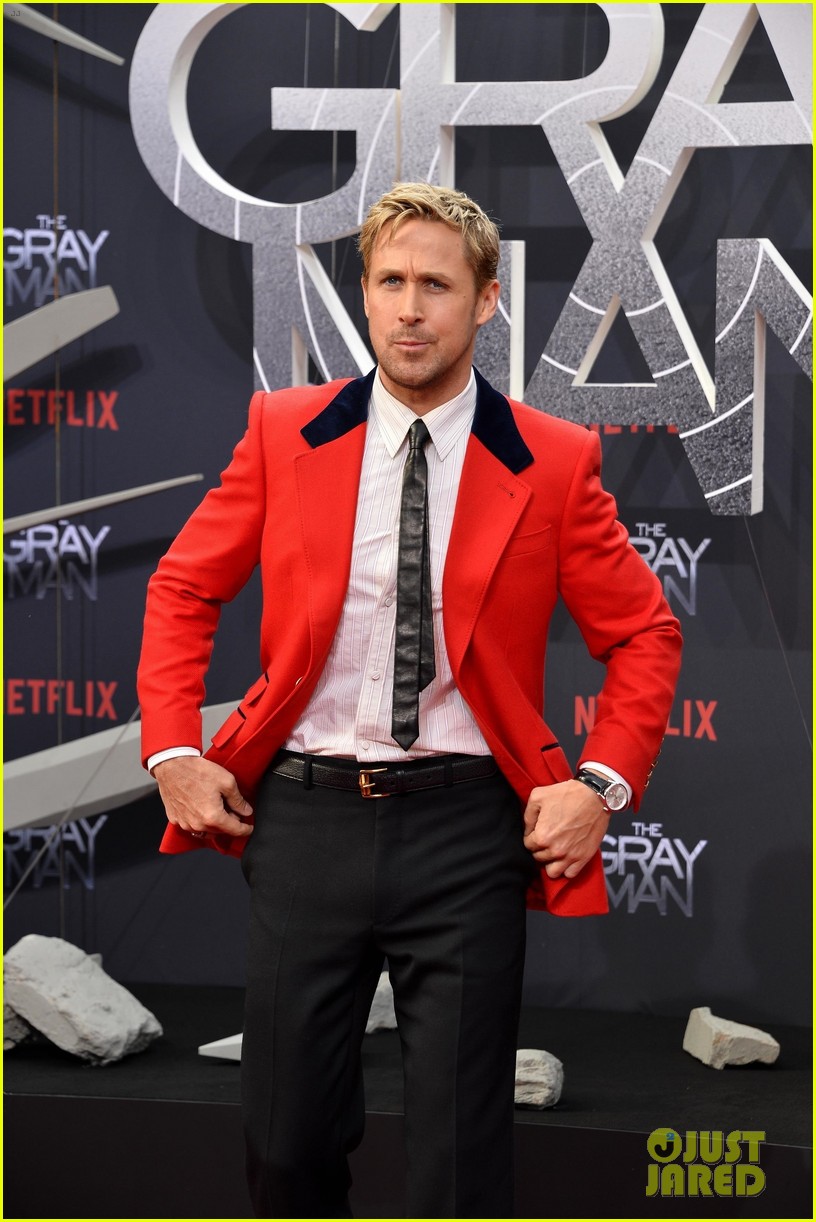 Ryan Gosling, Chris Evans, & Ana de Armas Flaunt Their Personal Styles at 'The Gray Man' Berlin Premiere