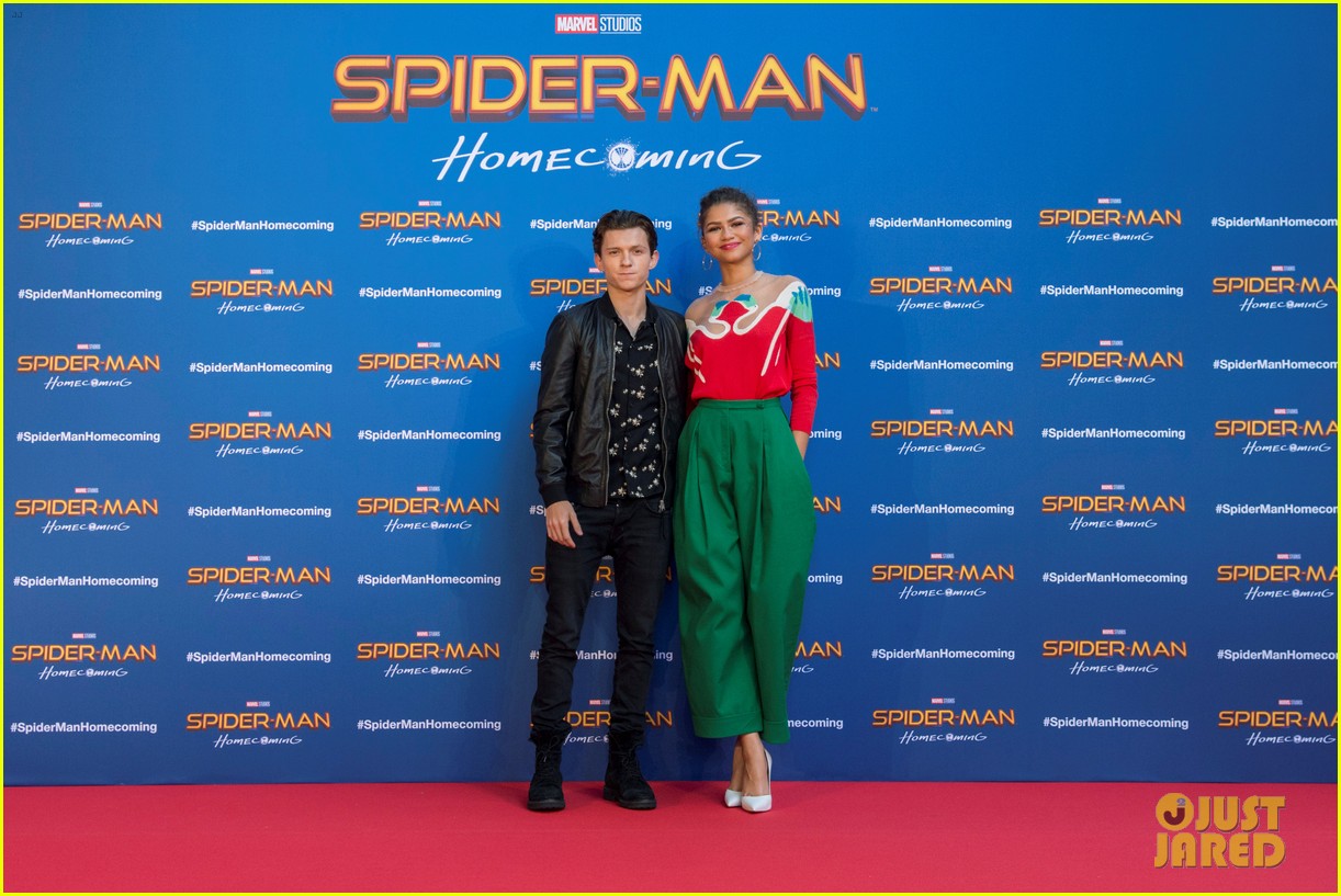 Zendaya Liked Tom Holland's Latest Instagram Pic Less Than 16 Seconds After He Posted It!