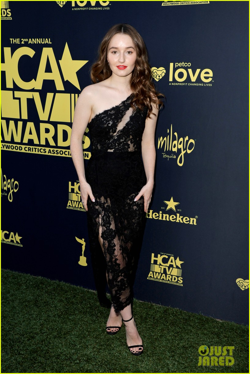 Brett Goldstein Joins Melanie Lynskey & Hannah Einbinder at HCA TV Awards: Streaming 2022
