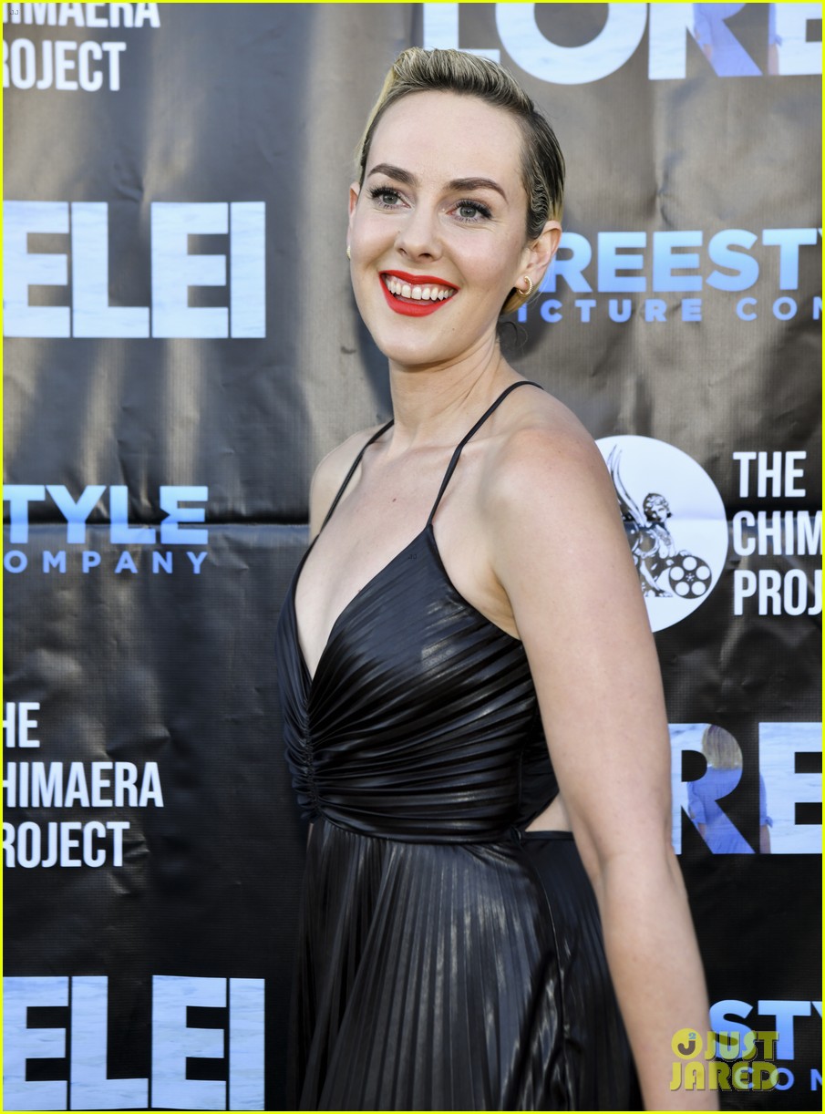 Jena Malone Opens Up About Her Journey in Coming Out as Pansexual