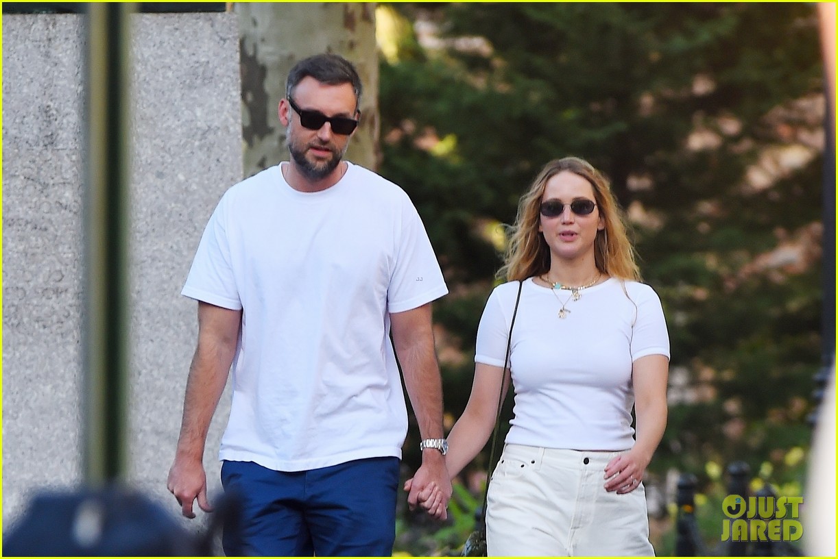 Jennifer Lawrence Holds Hands with Husband Cooke Maroney During Walk in the Park