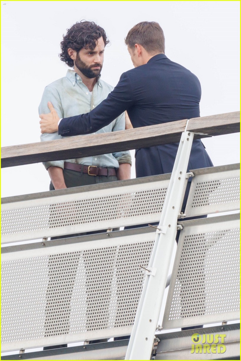 Penn Badgley Films Scenes on a Bridge for 'You' Season 4