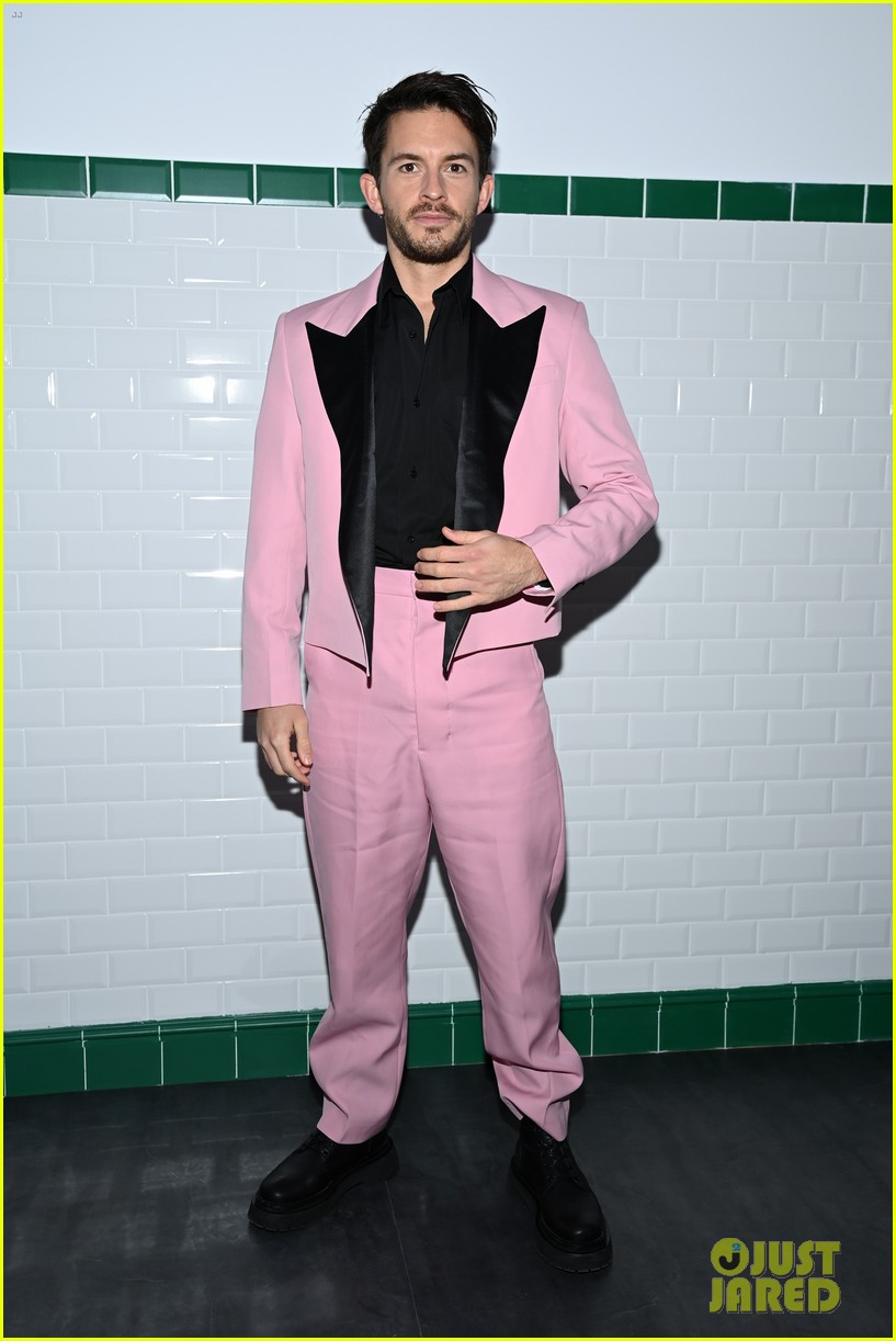 Jonathan Bailey Confirmed for 'Wicked' Movie in Role of Fiyero!