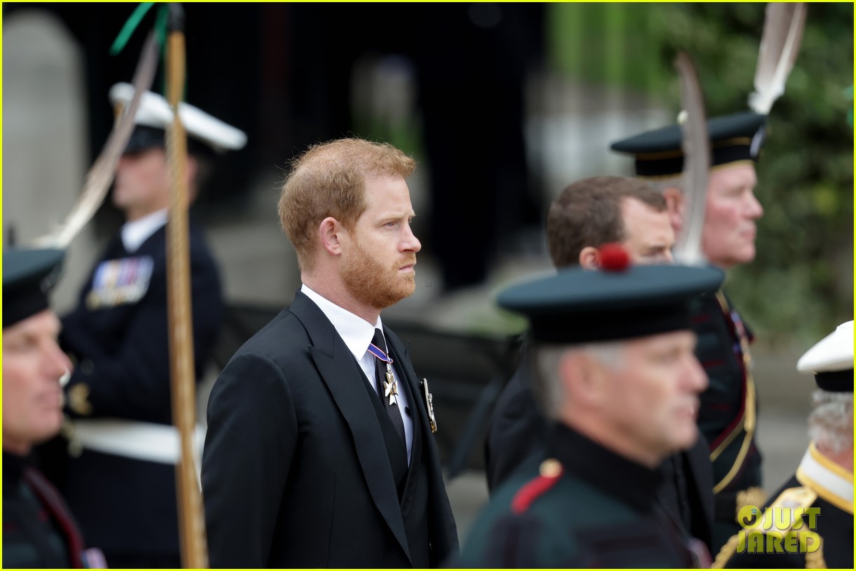 Prince William & Prince Harry Join Royal Family in Queen Elizabeth's Funeral Procession
