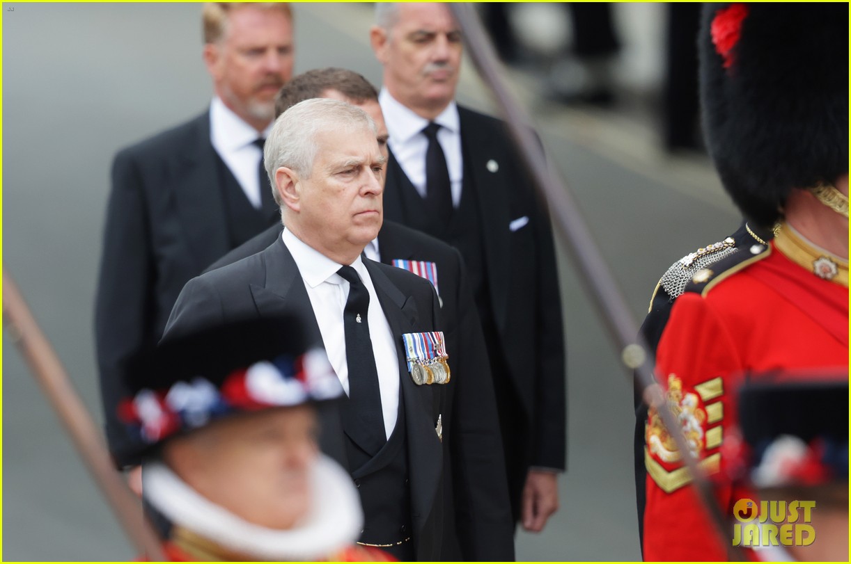 Prince William & Prince Harry Join Royal Family in Queen Elizabeth's Funeral Procession