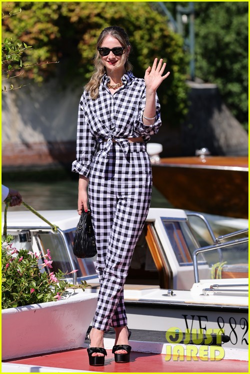 Jodie Turner-Smith, Penelope Cruz, & More Glam Up for Their 'Casual' Daytime Looks in Venice!