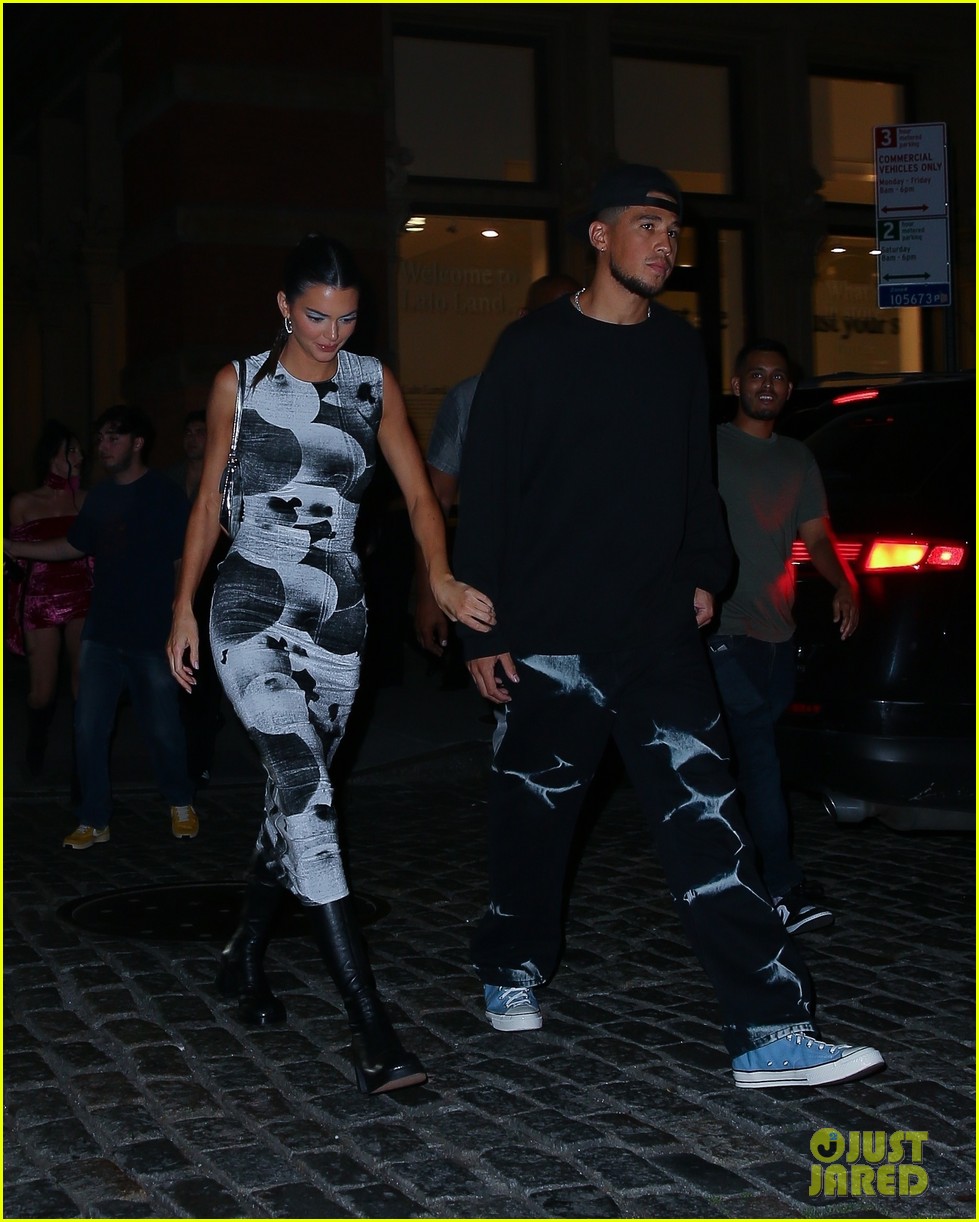 Kendall Jenner Holds Hands With Devin Booker at a Friend's Birthday Party in NYC
