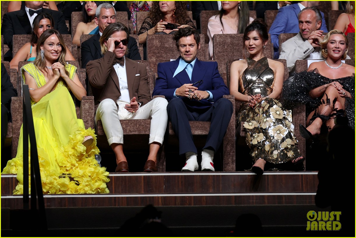 Harry Styles Kisses Nick Kroll on the Lips During Standing Ovation for 'Don't Worry Darling' in Venice (Video)