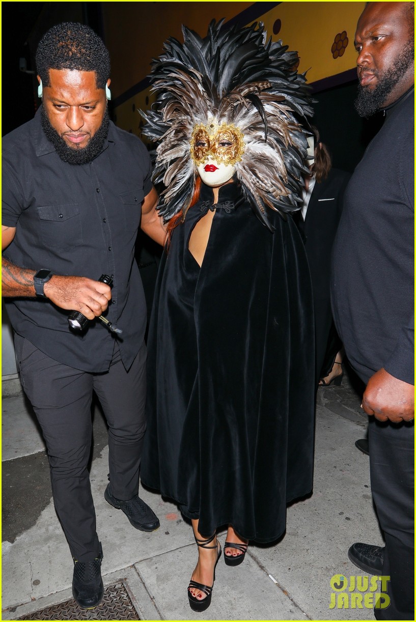 doja cat birthday dress Doja Cat dons yet another unique outfit for her birthday bash : Bollywood News