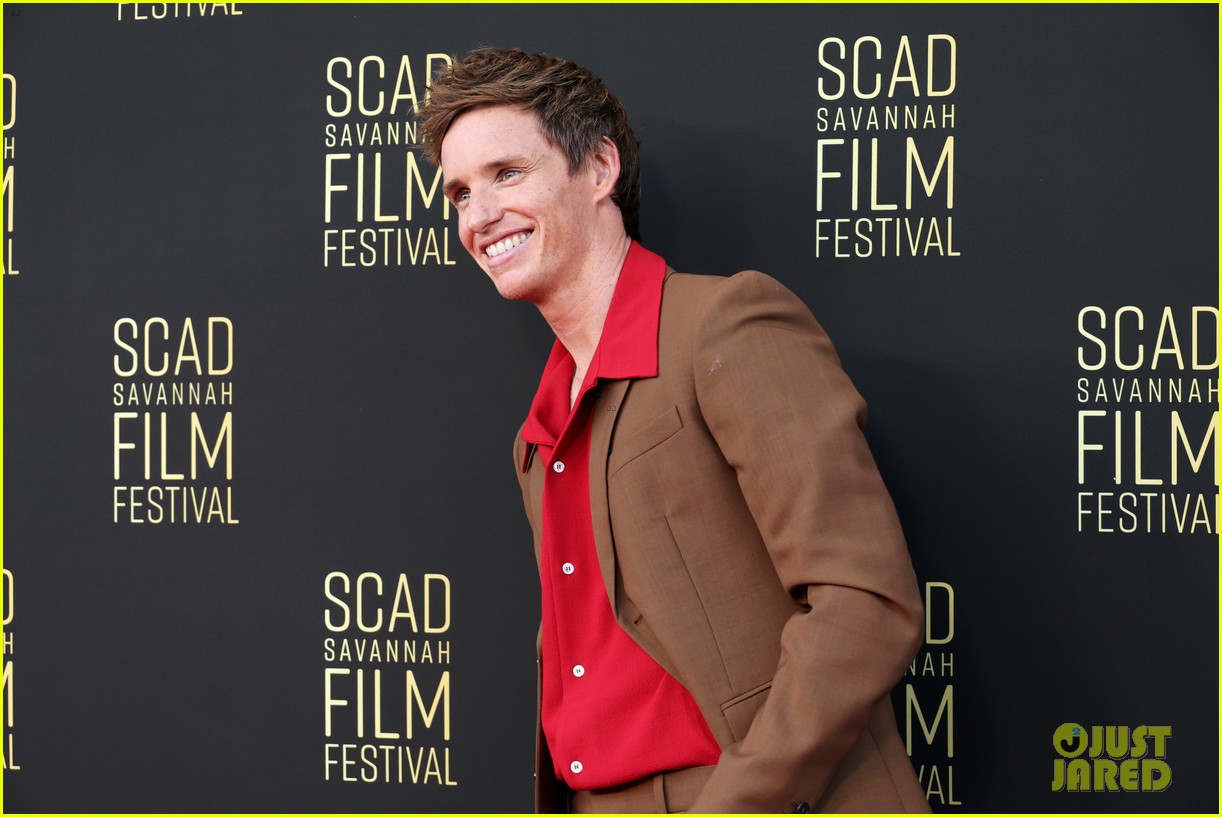 Eddie Redmayne Credits His Parents For Being The Secret To His Success