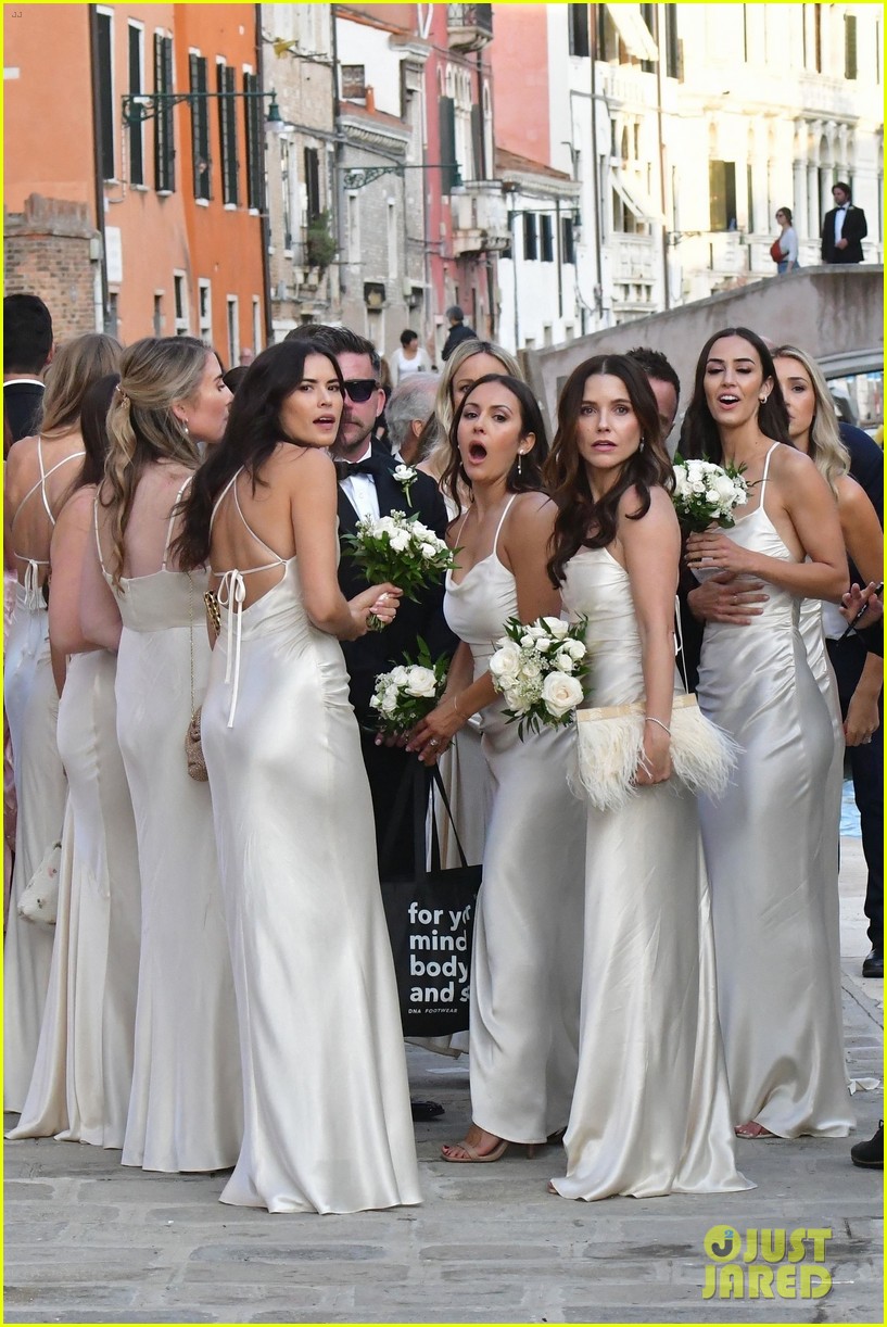 julianne hough bridesmaid dresses Hough, Aaron Paul, & Sophia Bush Attend a Friend's Wedding in Italy - See Photos! | Just Jared Size:xsmall filter_Collection:MovingOurUndiesSale ALEX PERRY Bikini asymmetric