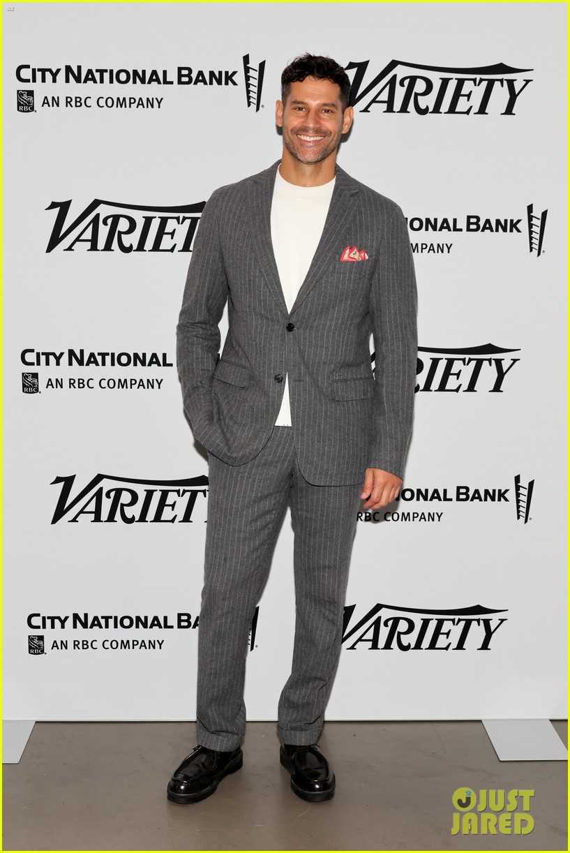 Jesse Williams Talks 'Take Me Out' Shower Scene & Jokes About Water Temperature Problems