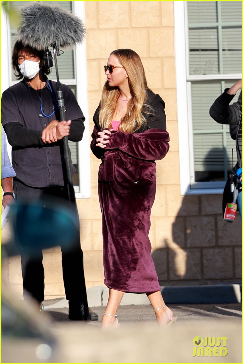 jennifer lawrence pink dress no hard feelings Jennifer Lawrence Goes Pretty in Pink While Filming 'No Hard Feelings' in  Long Island - Just Jared - Celebrity News and Gossip