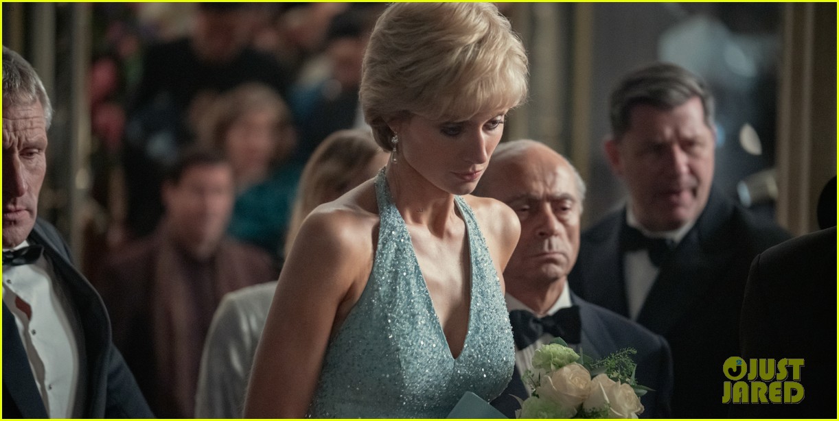 Elizabeth Debicki Comments on Media Coverage of The Royal Family: 'It Makes Me Nauseous'