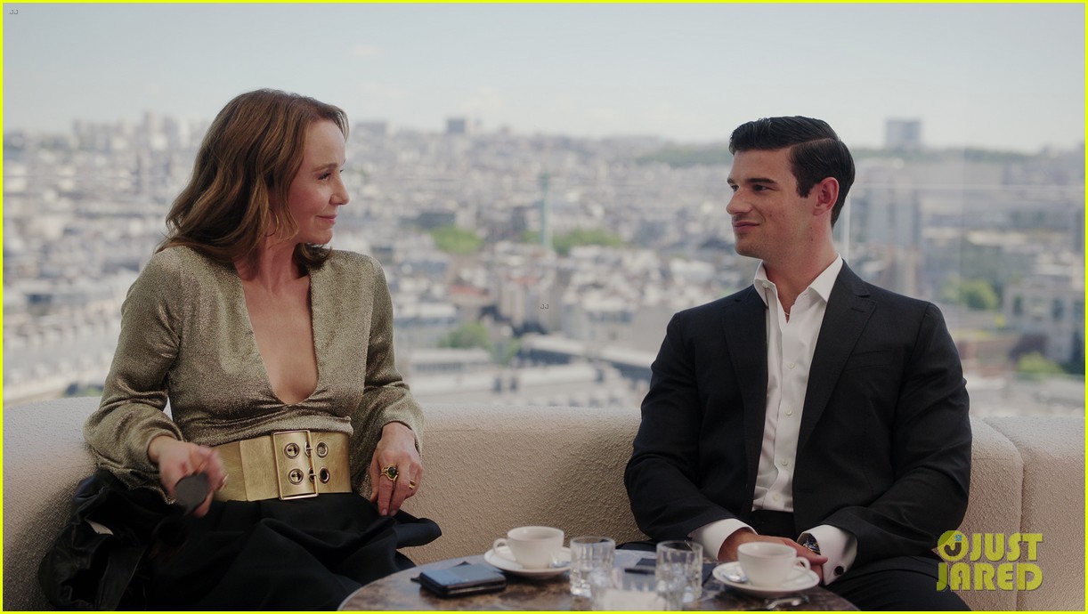 Who Plays Nicolas in 'Emily in Paris'? Meet Paul Forman & See His Hottest Instagram Selfies!