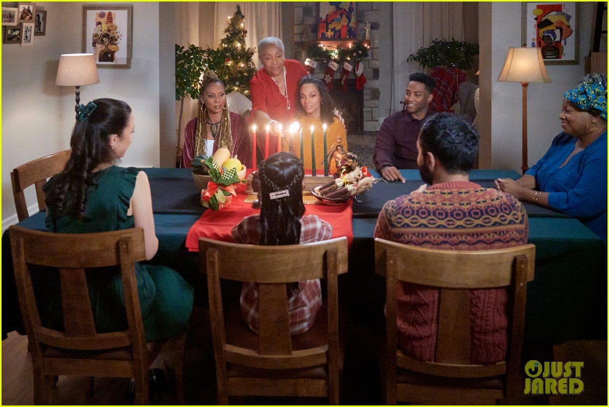 Hallmark Channel's 'Holiday Heritage' Celebrates Kwanzaa & Christmas All In One Movie - Watch A Sneak Peek!