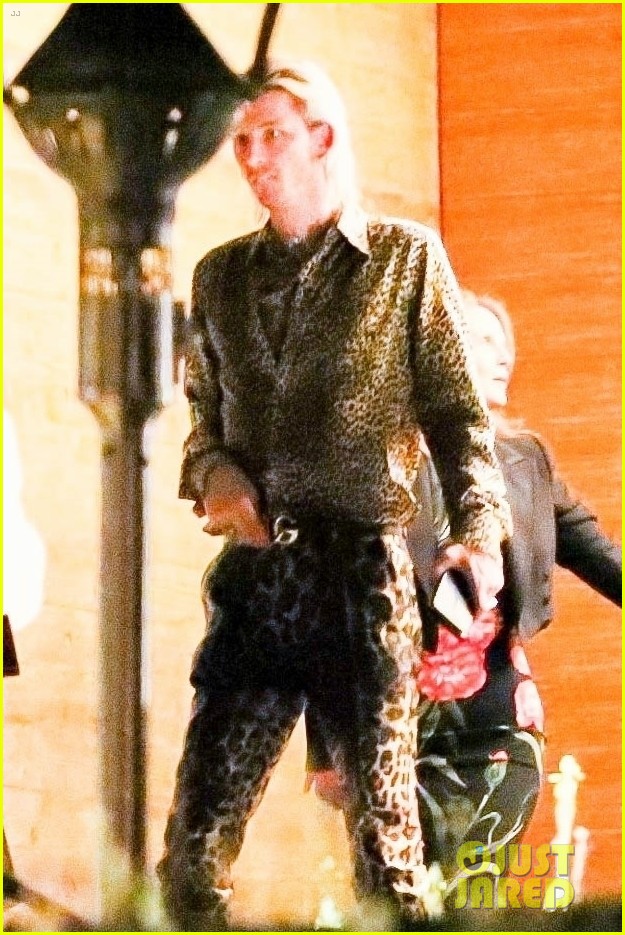 Megan Fox & Machine Gun Kelly Celebrate Christmas Eve By Eating Dinner at Nobu!