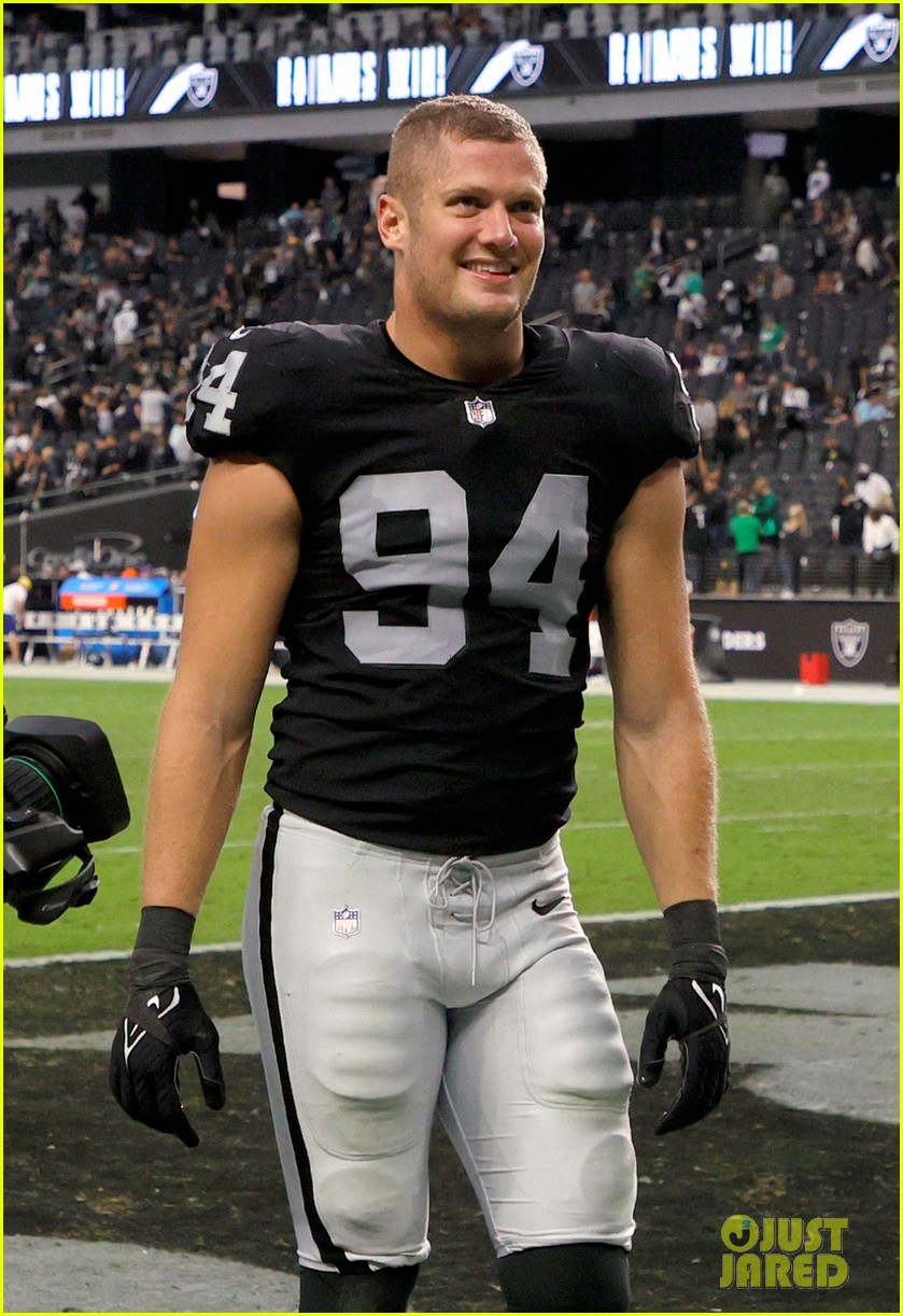 Carl Nassib Reveals He's Dating Danish Olympic Swimmer Sà¸ren Dahl