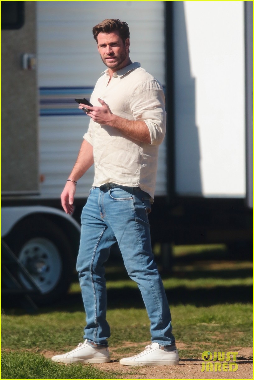Liam Hemsworth Takes a Break on the Set of 'Lonely Planet'