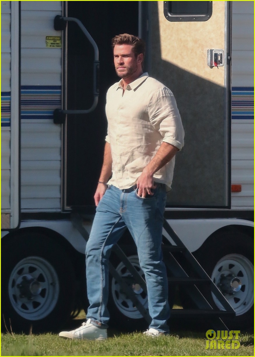 Liam Hemsworth Takes a Break on the Set of 'Lonely Planet'