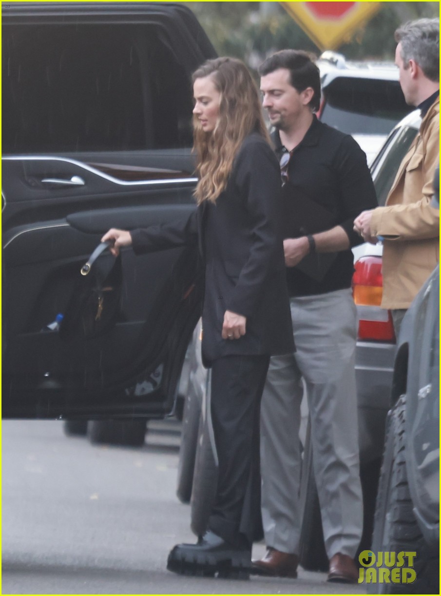 Margot Robbie & Cindy Crawford Meet Up for a Business Lunch with Their Spouses