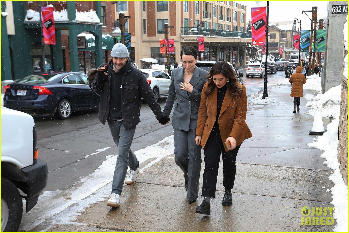 Daisy Ridley Gets Husband Tom Bateman's Support at Sundance Film Festival Premiere!