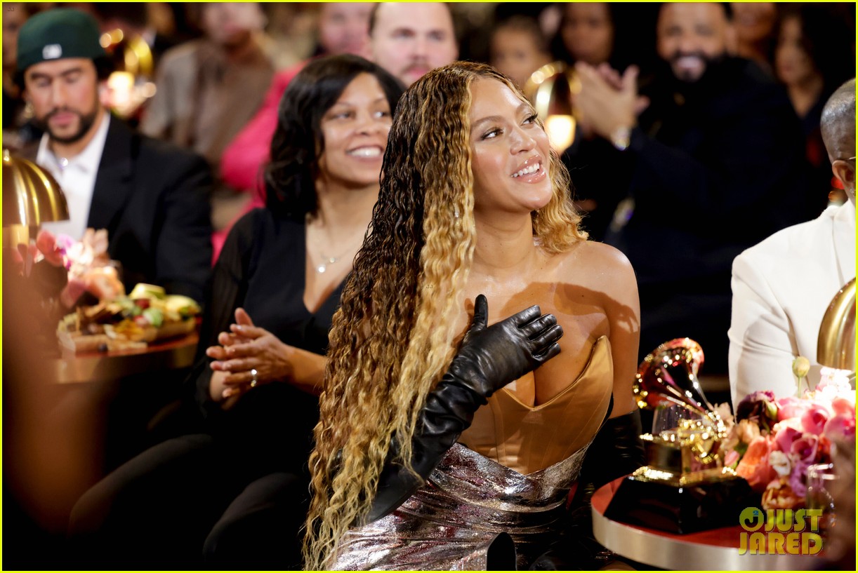 Beyonce Finally Arrives at Grammys 2023 - See Her Dress! (Photos & Video)