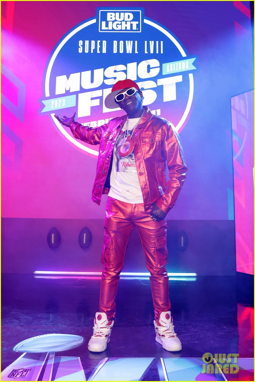 Anderson .Paak Brings Out Flavor Flav for Surprise Performance at Super Bowl Party