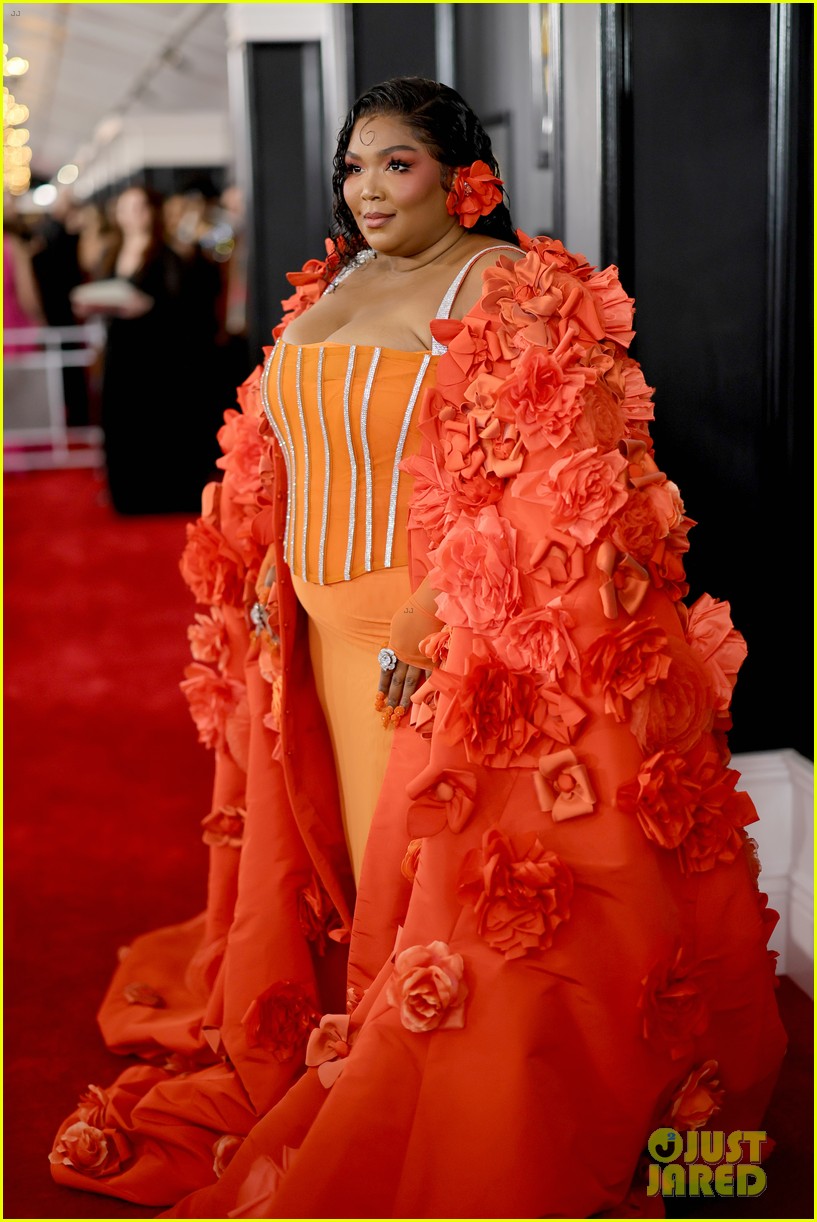 Lizzo Had the Best Reaction to Hearing Beyonce is at Grammys 2023, Though She Wasn't Yet (Video)