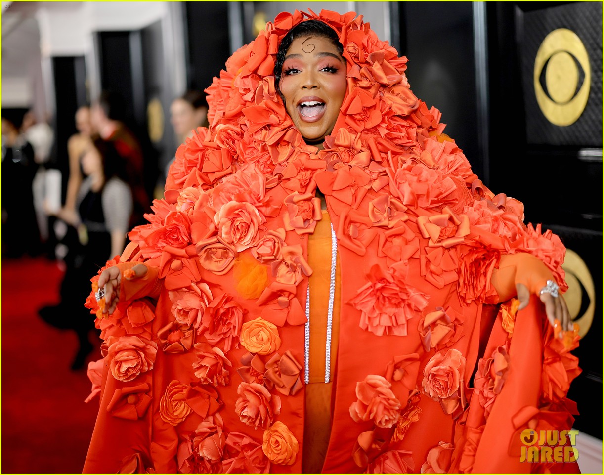 Lizzo Had the Best Reaction to Hearing Beyonce is at Grammys 2023, Though She Wasn't Yet (Video)