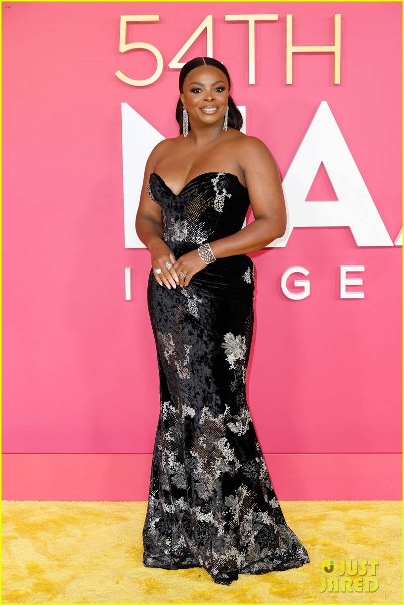 Quinta Brunson, Sheryl Lee Ralph, Viola Davis & More Stars Attend NAACP Awards 2023 - See Pics of So Many Attendees!
