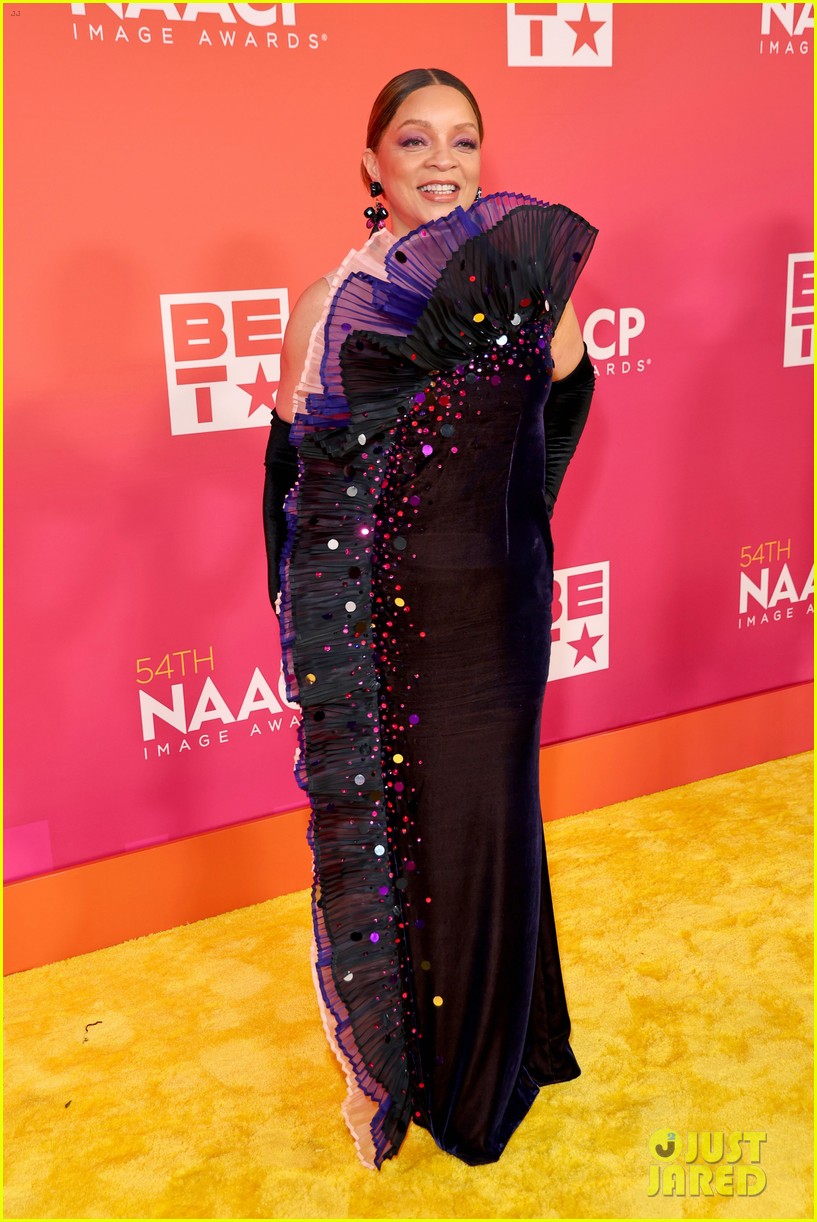 Quinta Brunson, Sheryl Lee Ralph, Viola Davis & More Stars Attend NAACP Awards 2023 - See Pics of So Many Attendees!