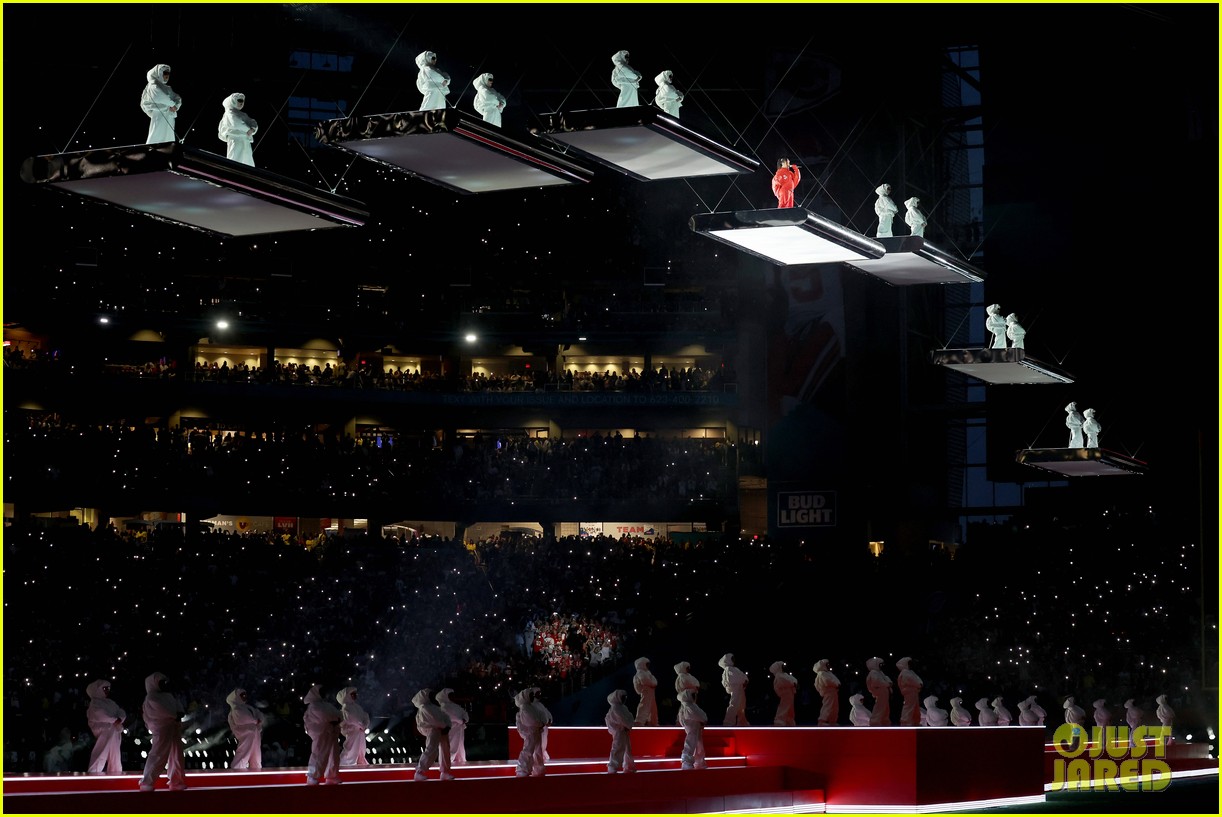 Rihanna: Super Bowl Halftime Show 2023 - Video, Set List, & Photos Revealed!