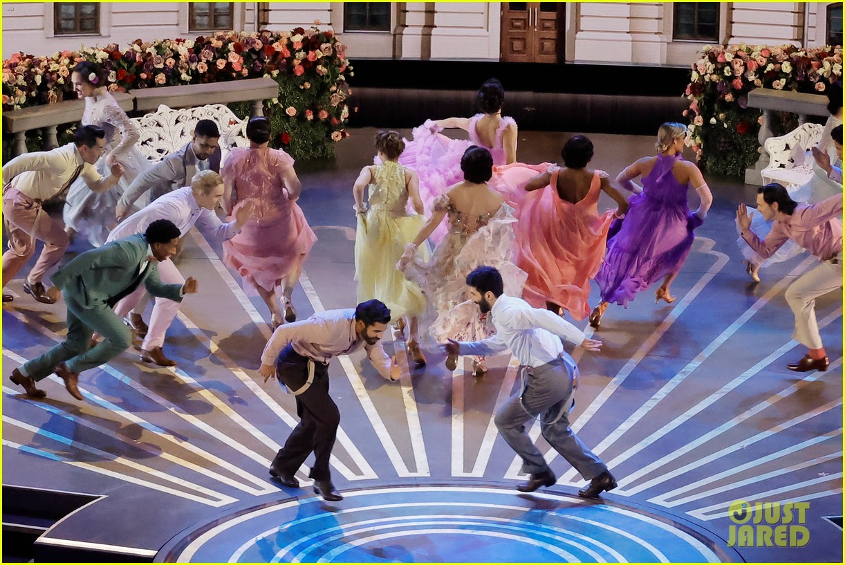 'RRR' Performance of 'Naatu Naatu' at Oscars 2023 Faces Lip-Syncing Questions from Fans