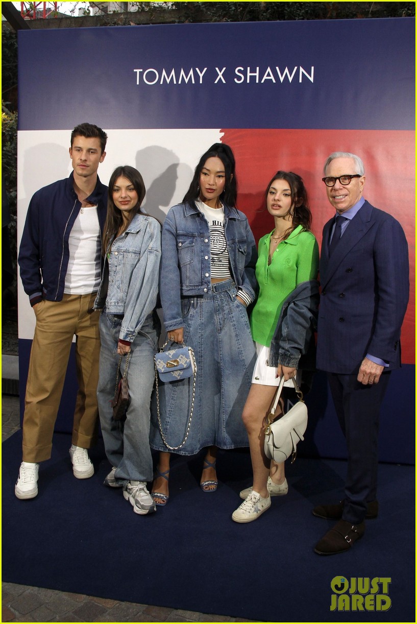 Shawn Mendes Races to Tommy Hilfiger Event After Arriving in Milan