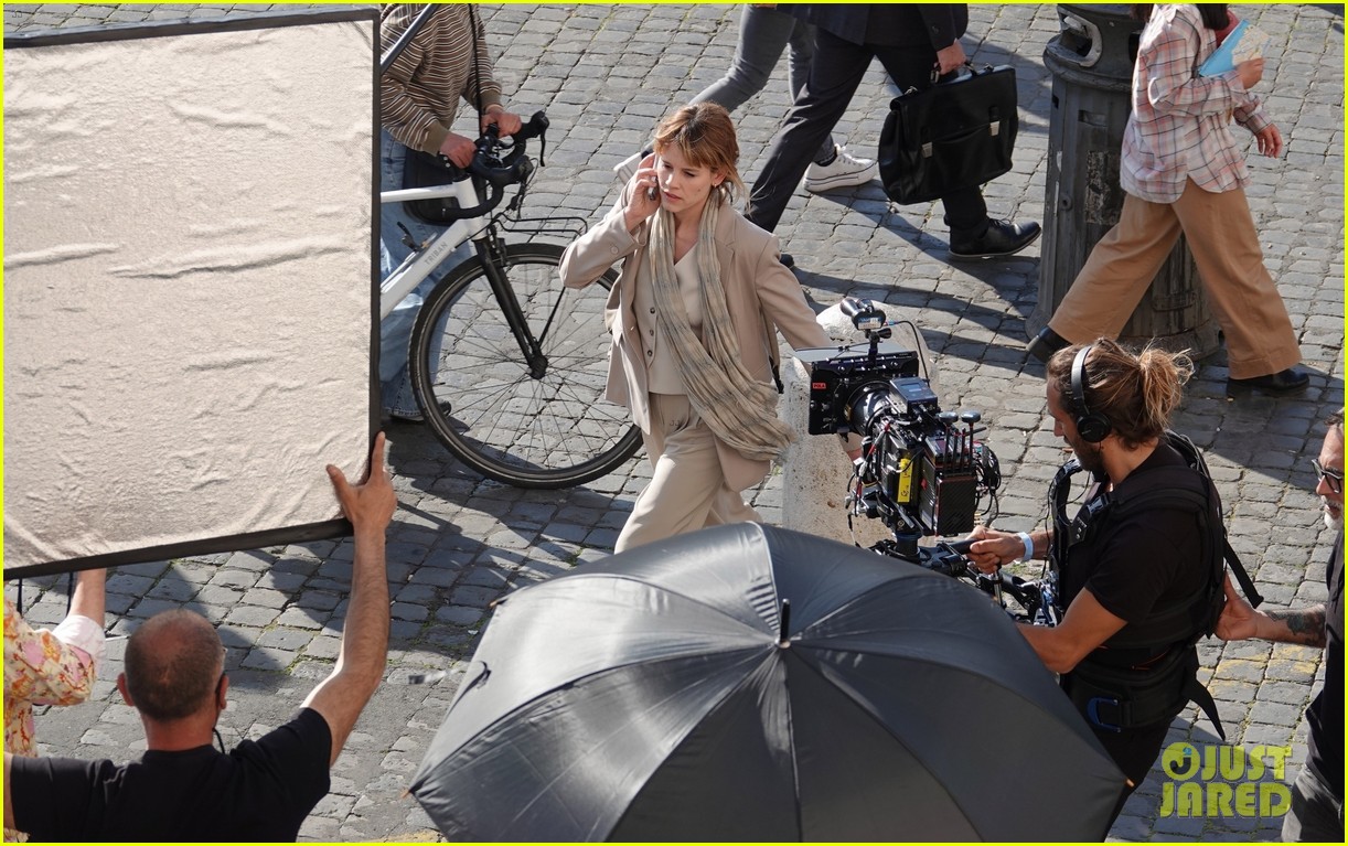 'Smile' Actress Sosie Bacon Lands Role in Thriller 'Cold Storage' & We Have Photos from Set