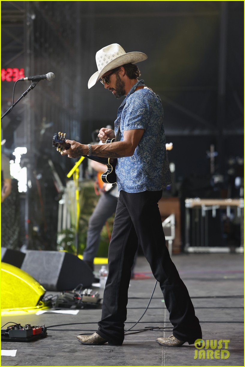 Hassie Harrison Supports Boyfriend Ryan Bingham & Their 'Yellowstone' Co-Stars at Stagecoach 2023