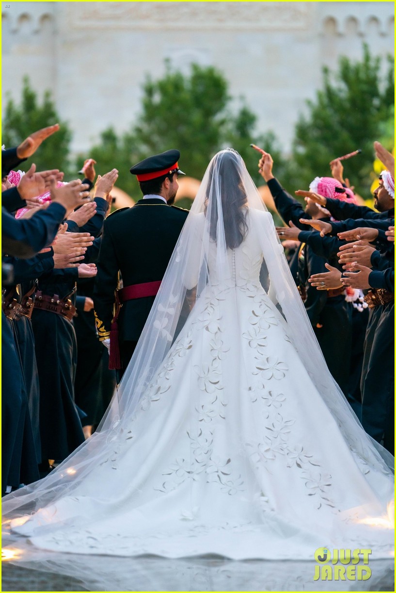 princess rajwa al hussein wedding dress Rajwa Al Saif's Elie Saab Wedding Dress Details, Photos