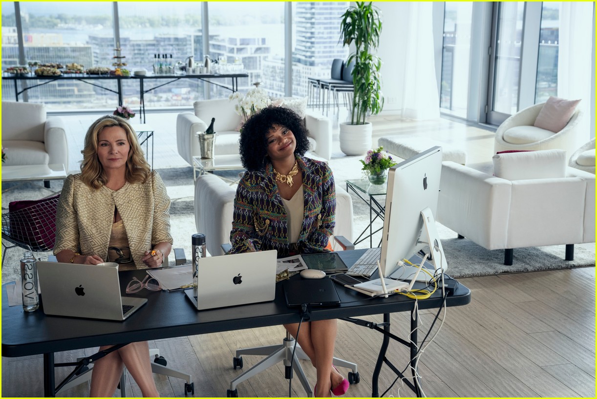 Kim Cattrall Plays a Makeup Mogul in the Trailer for Netflix's 'Glamorous' - Watch Here!