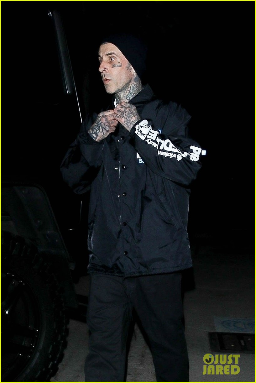Kourtney Kardashian & Travis Barker Hold Hands Leaving Dinner Date in Malibu
