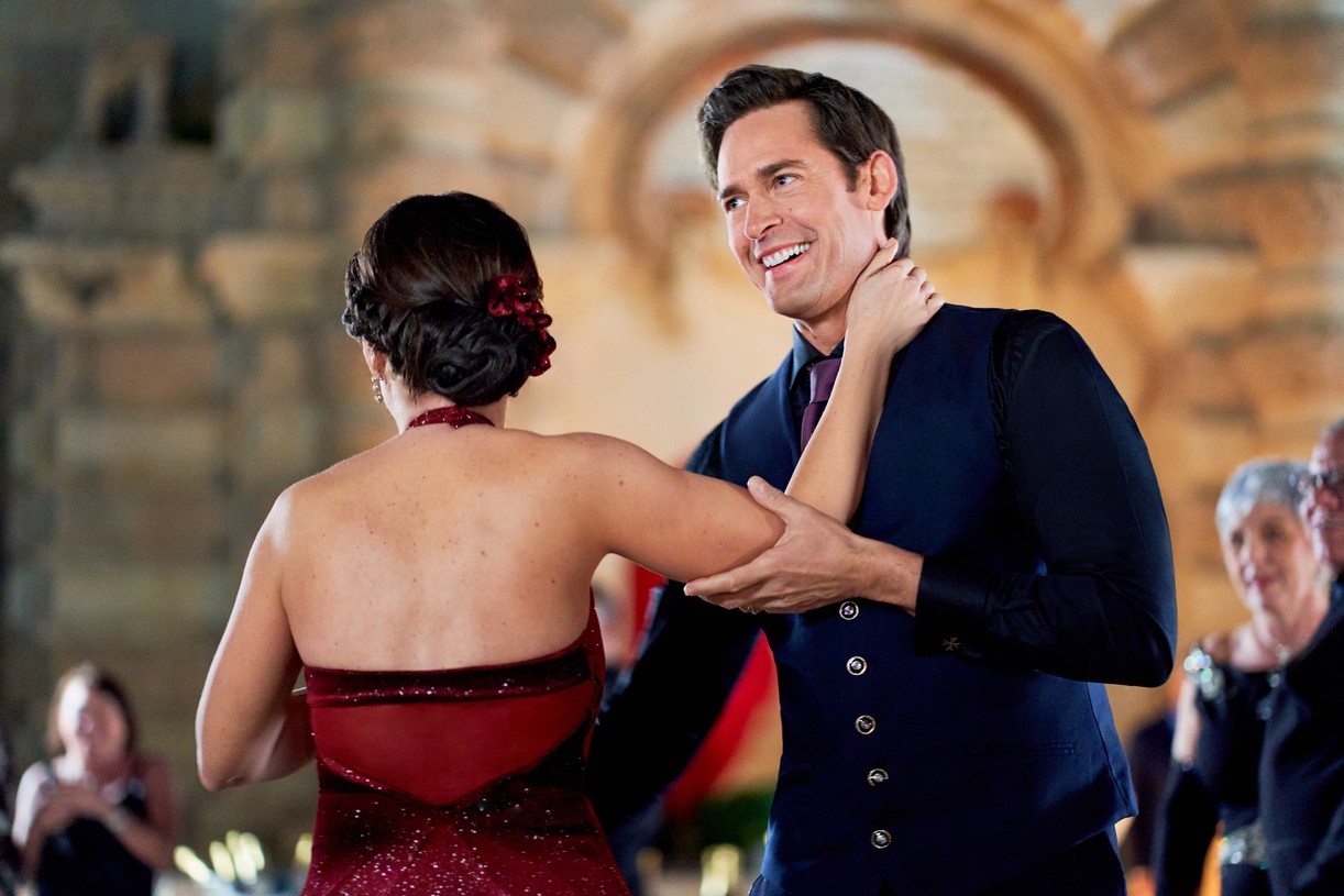 Will Kemp Wants Lacey Chabert To Stop Saying She's Not A Dancer: 'She Dragged Me Around The Dance Floor!'