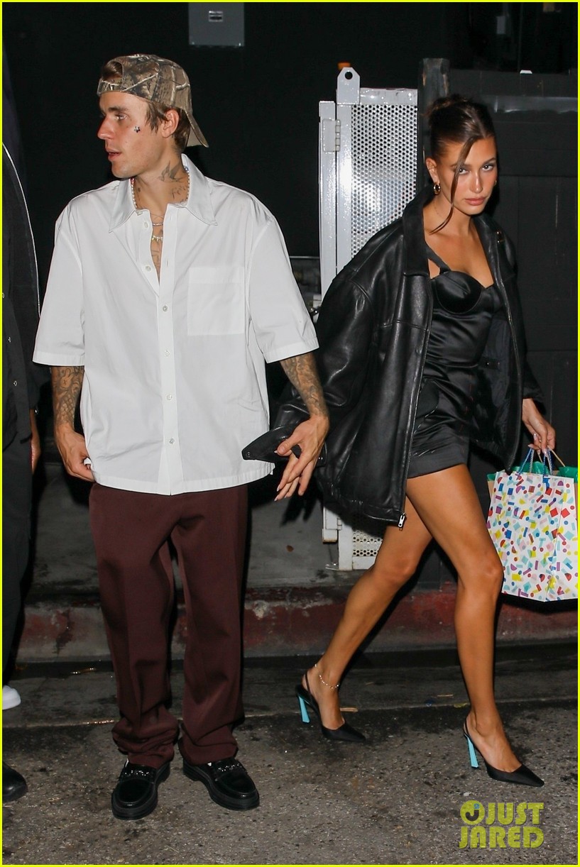 Justin Bieber Grabs Dinner With Wife Hailey Amid Rumors Surrounding Scooter Braun Professional Relationship