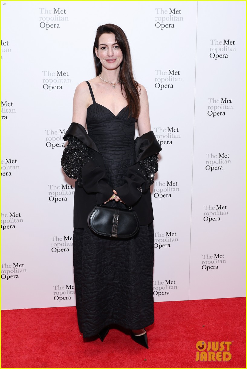Anne Hathaway Joins Jon Hamm, Angela Bassett & More at Metropolitan Opera's Opening Night Gala