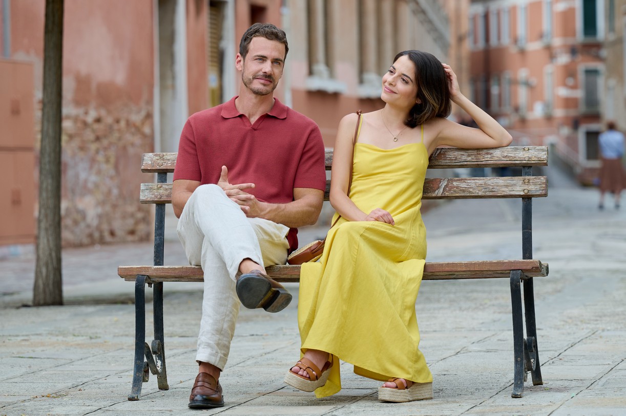 Italian Star Raniero Monaco Di Lapio & His Wet T-Shirt Make An Impressive Hallmark Channel Debut in 'Very Venice Romance'