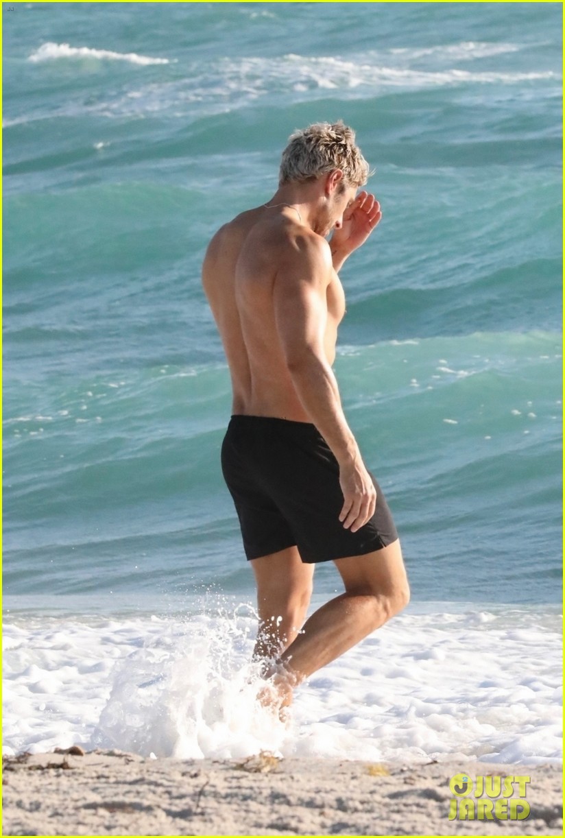 Chris Appleton Bares Ripped Body at the Beach in Miami Amid Divorce from Lukas Gage